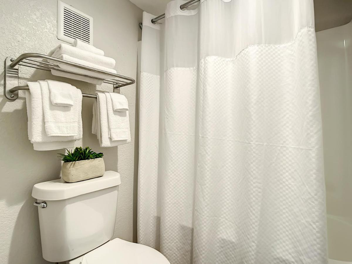 Stayable West Hotel 2*