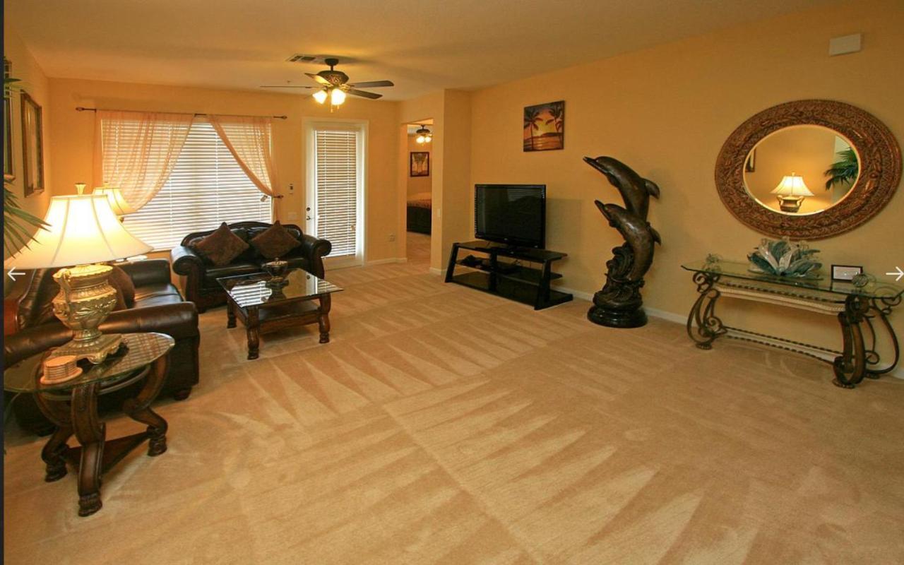 Executive 3 Bedroom At Universal Apartment