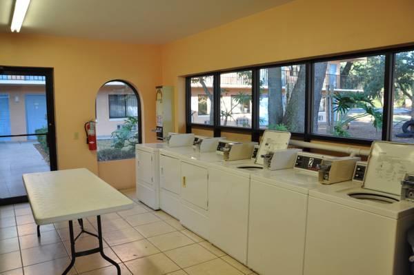 Stayable West Hotel Kissimmee