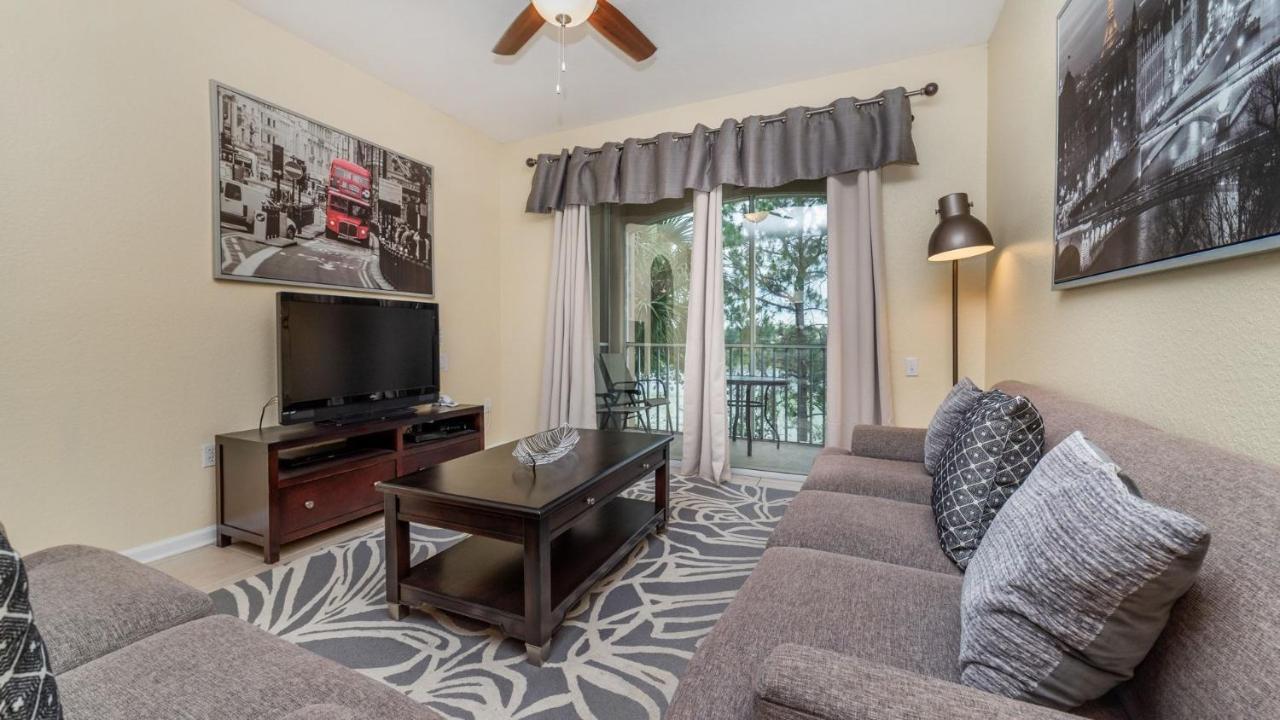 7660 Comrow #203 * Kissimmee