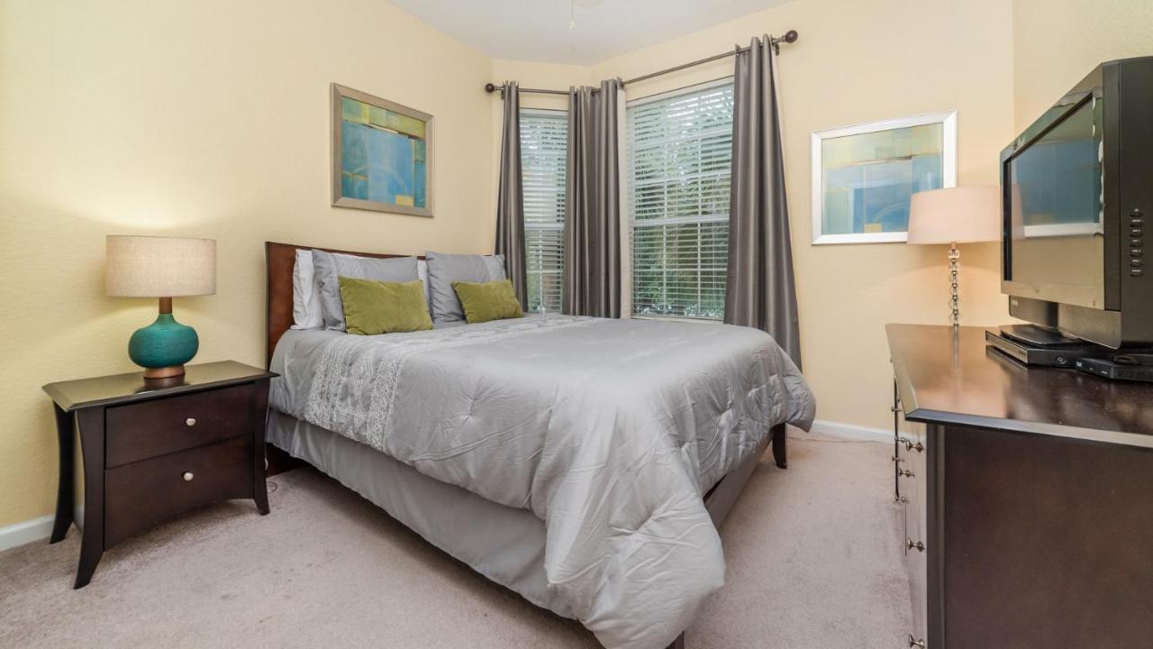 Holiday home 7660 Comrow #203