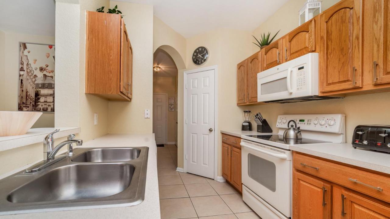 Holiday home 7660 Comrow #203