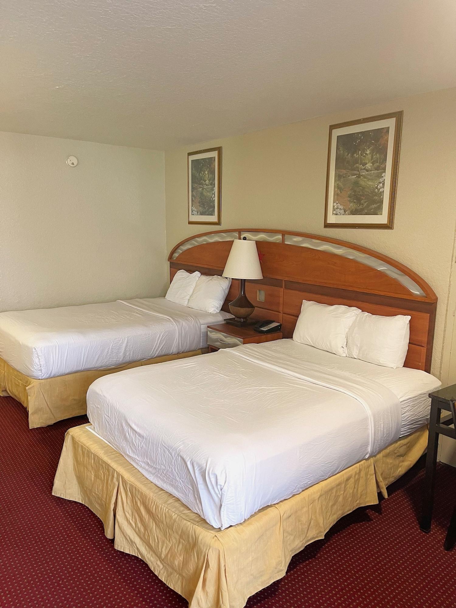 Howard Johnson By Wyndham Orlando-international Drive 2*