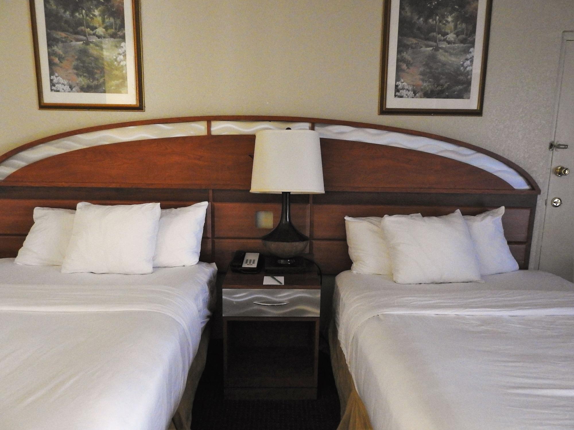 Howard Johnson By Wyndham Orlando-international Drive Inn