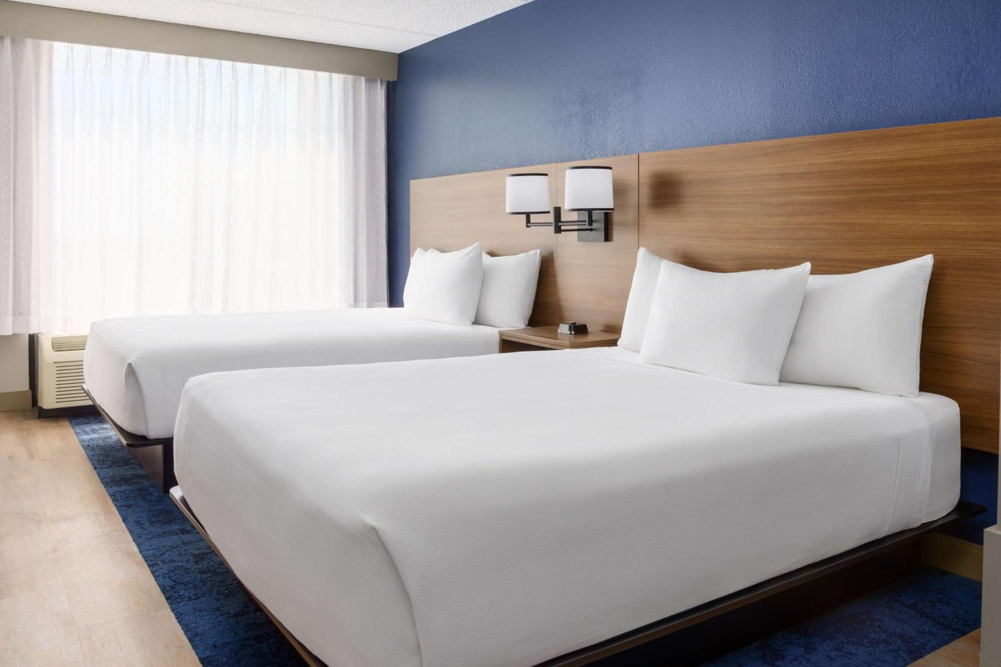 Hotel Hyatt Place Across From Universal