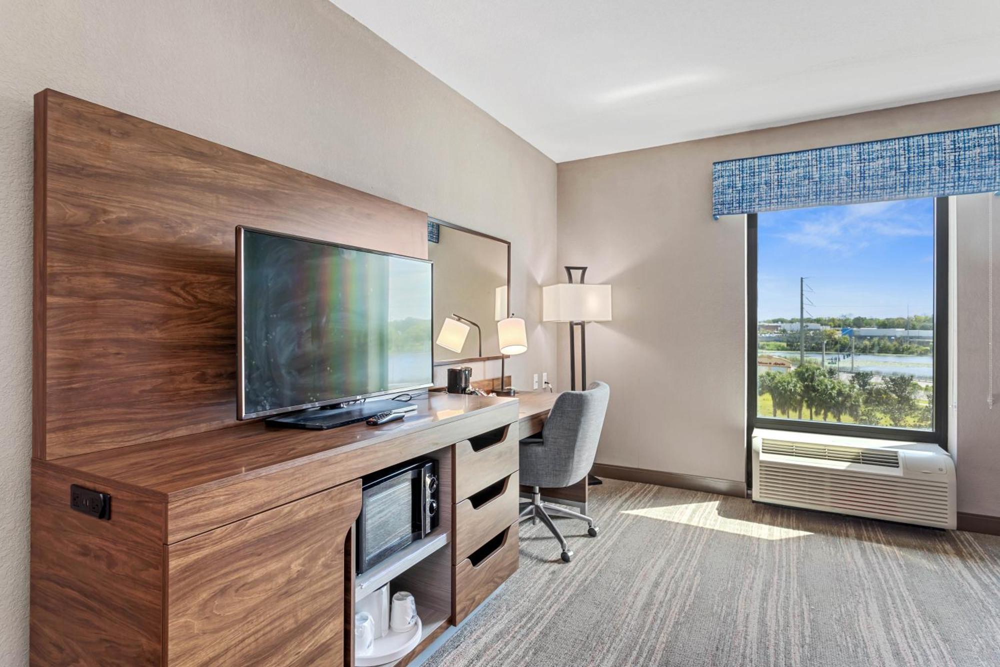 Hotel Hampton & Orlando-apopka Forest City