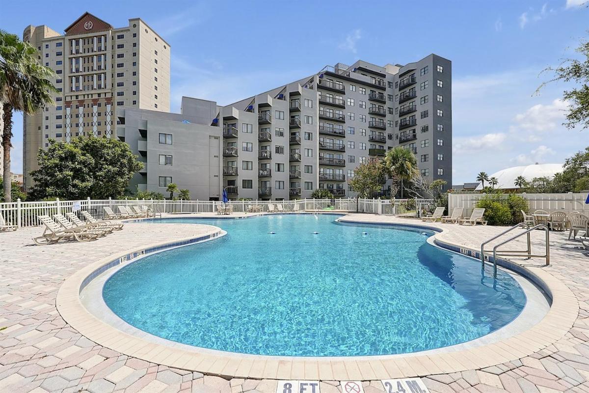 Enclave Refurbished Condo: Just 2mi To Universal! Orlando