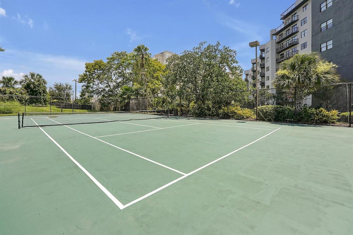 Enclave Refurbished Condo: Just 2mi To Universal! Apartment Orlando