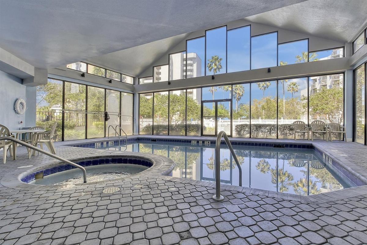 Enclave Refurbished Condo: Just 2mi To Universal! Orlando