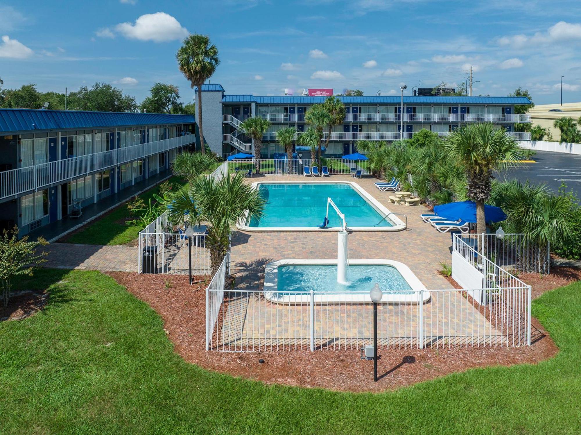 Days By Wyndham Downtown 2* Orlando