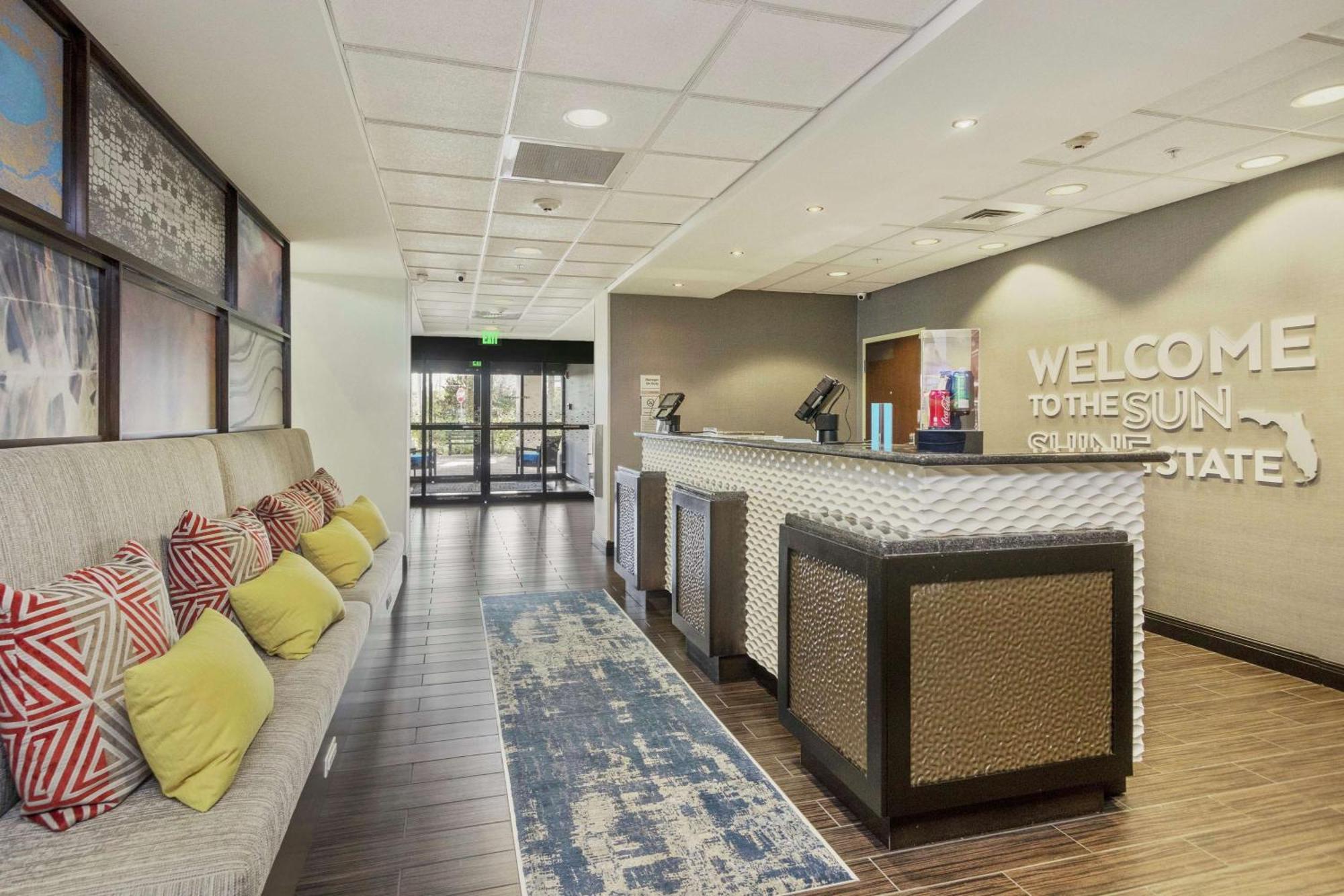 Hotel Hampton & Orlando-apopka Forest City