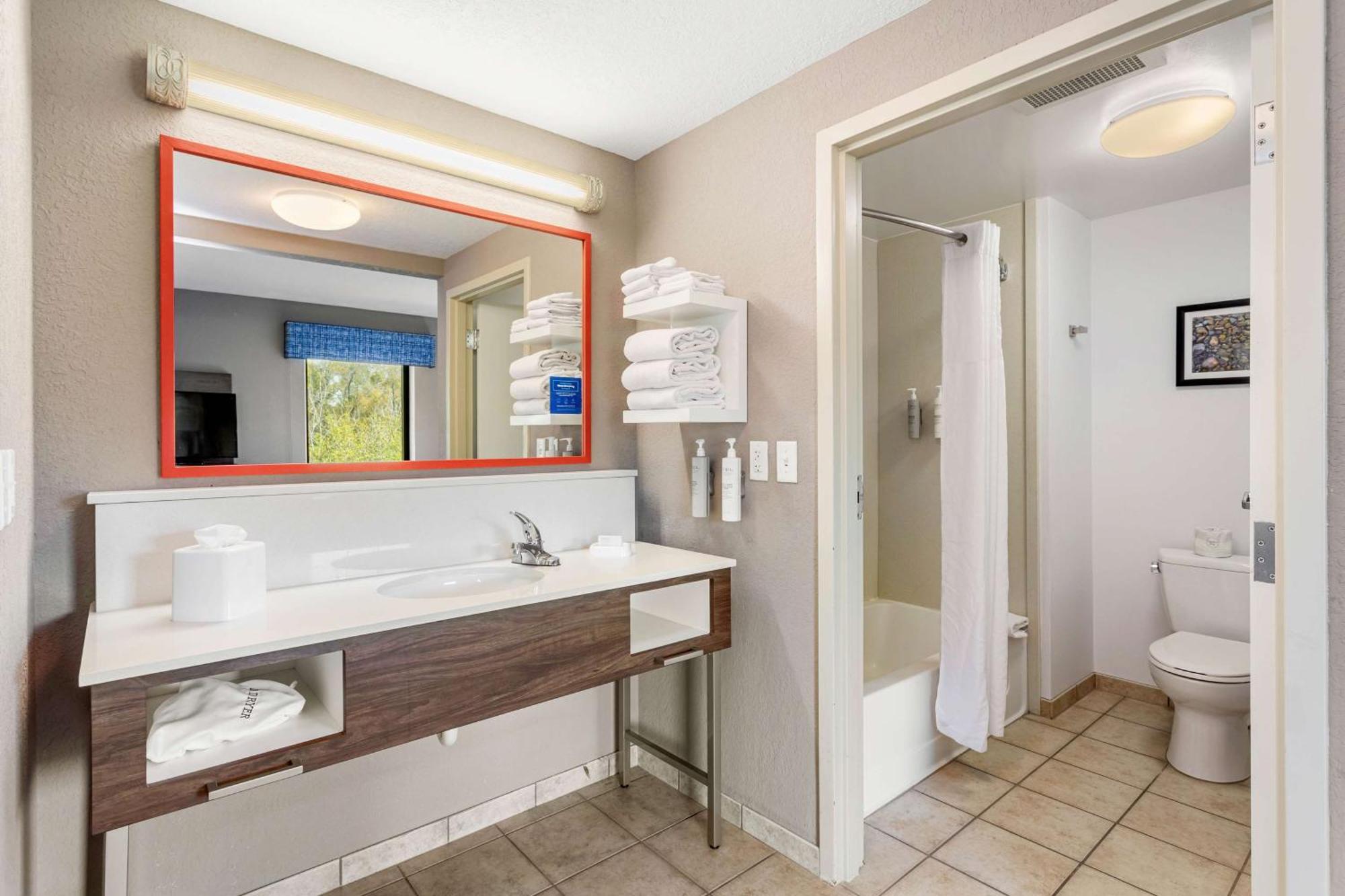 Hotel Hampton & Orlando-apopka 3*