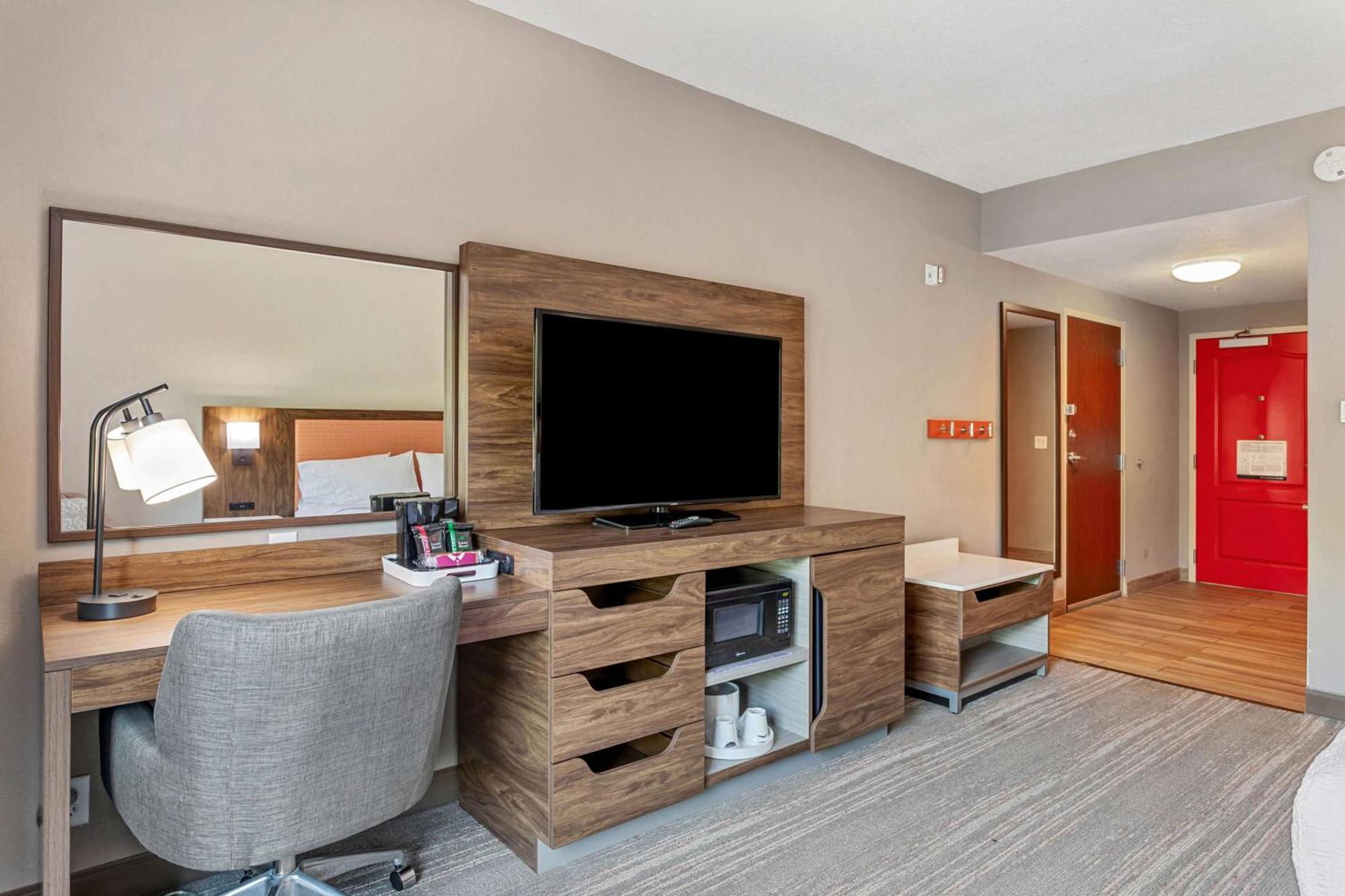Hampton & Orlando-apopka Hotel 3*