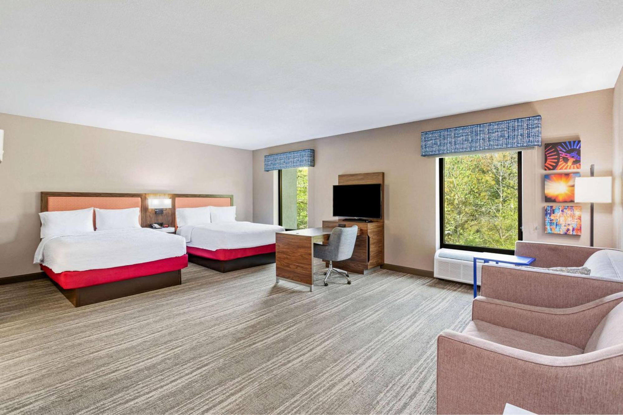 Hampton & Orlando-apopka Hotel Forest City