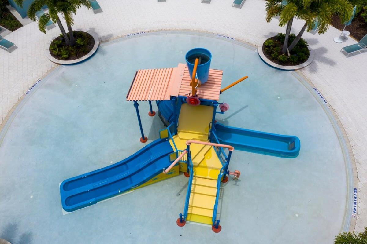 Splendid 5bd W Pool At Solara 2154 Holiday home *