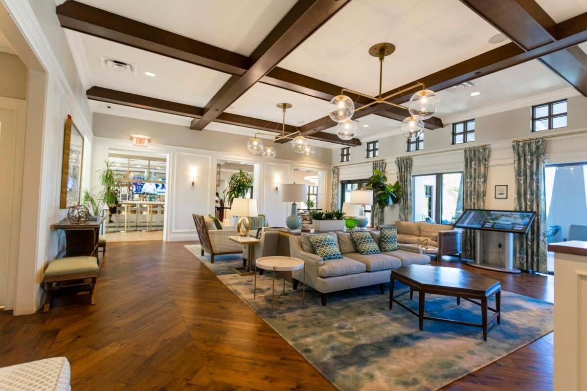 Splendid 5bd W Pool At Solara 2154 *