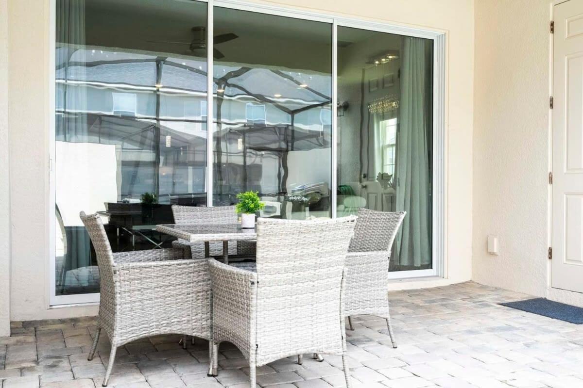 Splendid 5bd W Pool At Solara 2154 Holiday home *