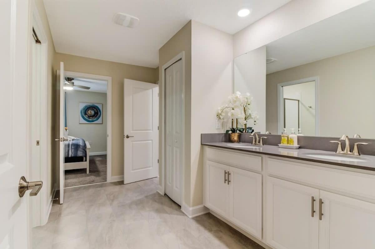 Magical Retreat Luxury 9-bedroom Near Kissimmee