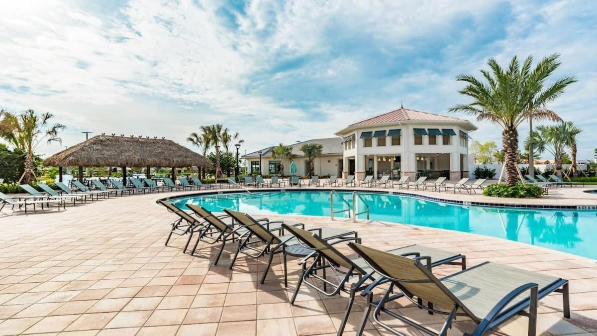 Villa Magical Retreat Luxury 9-bedroom Near
