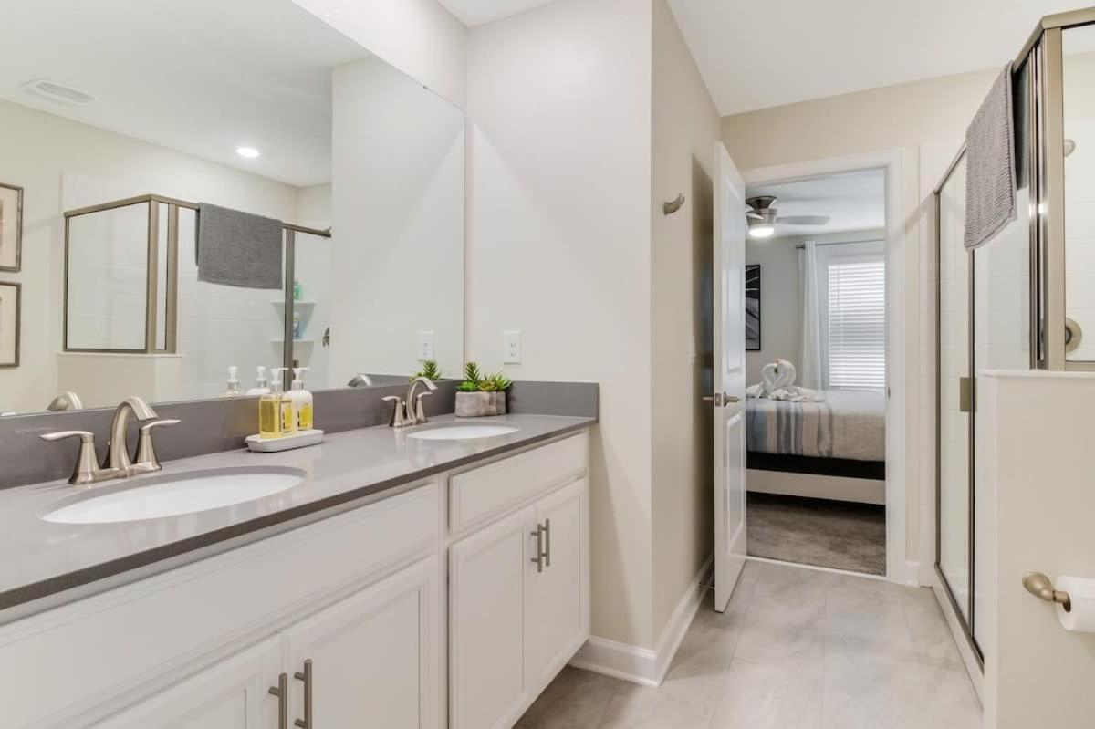 Magical Retreat Luxury 9-bedroom Near * Kissimmee
