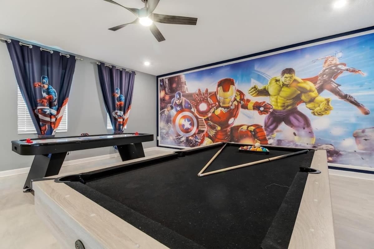 Magical Retreat Luxury 9-bedroom Near *