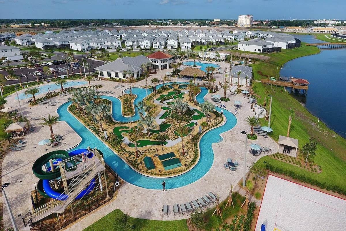 Magical Retreat Luxury 9-bedroom Near Kissimmee