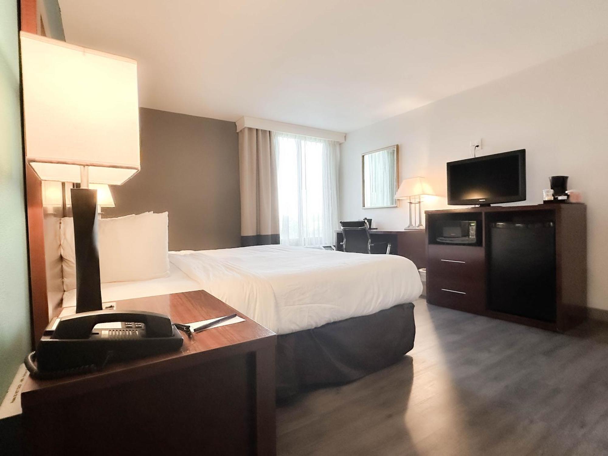 Comfort & Kissimmee By The Parks Hotel 3*