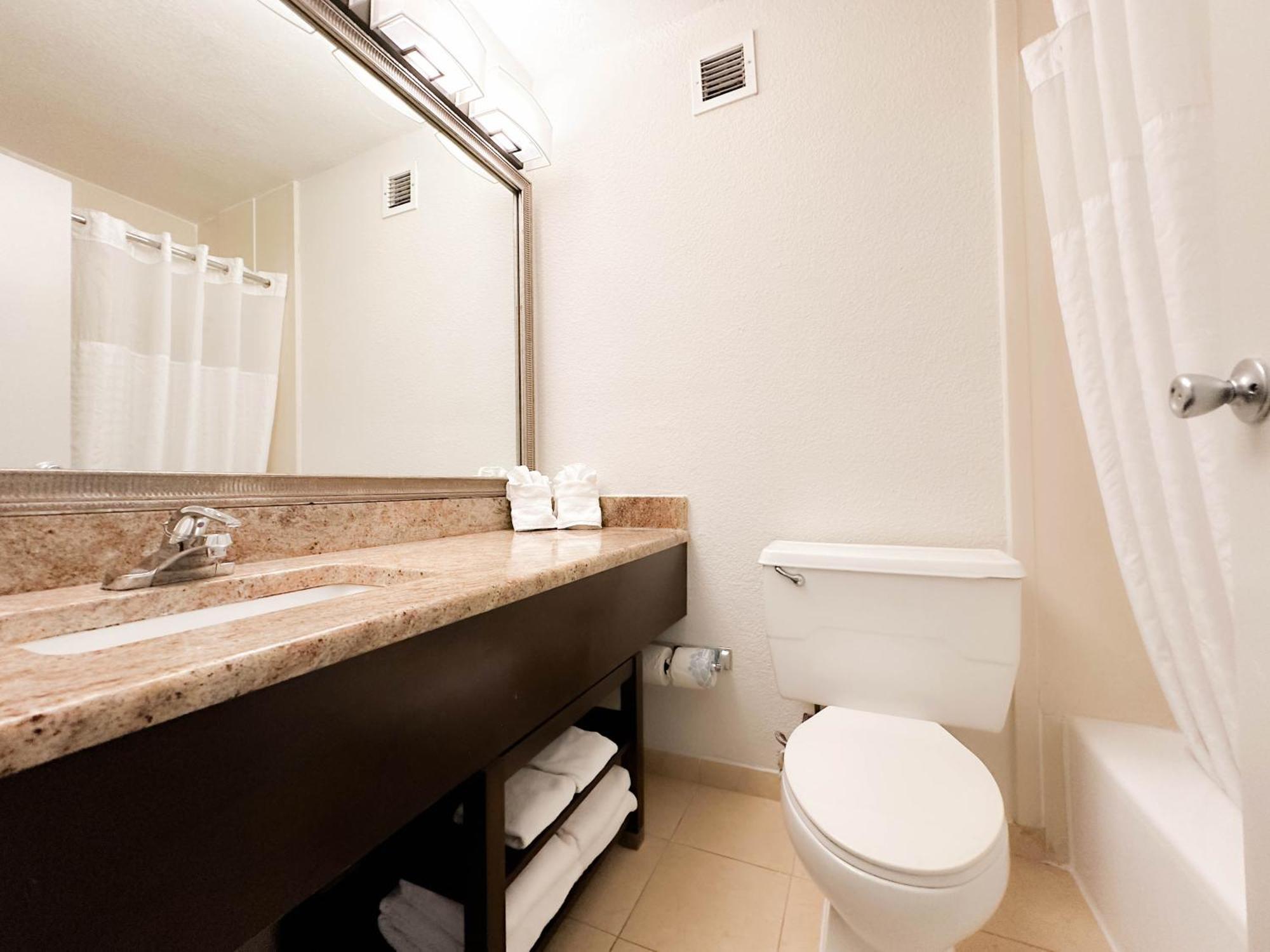 Hotel Comfort & Kissimmee By The Parks 3*