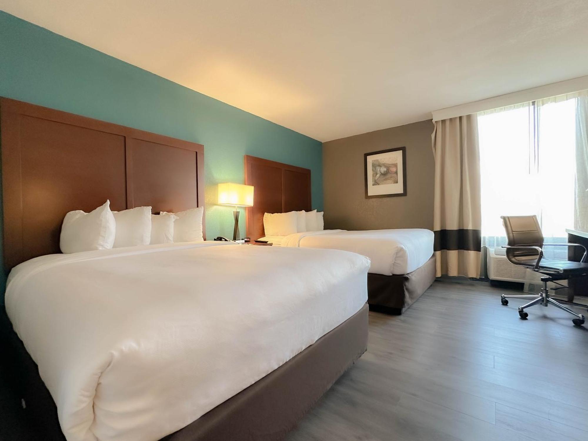 Comfort & Kissimmee By The Parks Hotel Four Corners