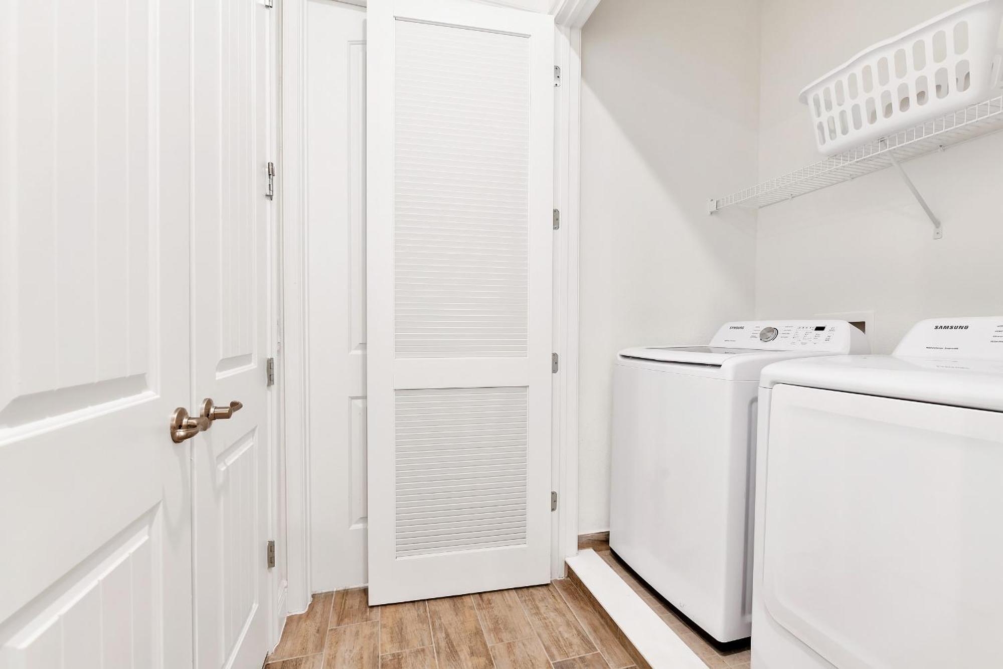 White With Private Pool Near And Margaritaville Access - 8023kd * Orlando