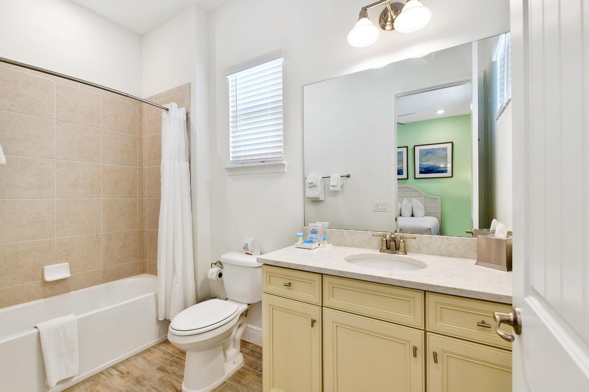 White With Private Pool Near And Margaritaville Access - 8023kd Holiday home