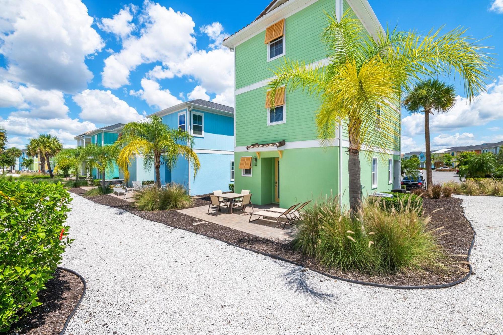 Luxurious Near With Margaritaville Access - 8000dr Holiday home