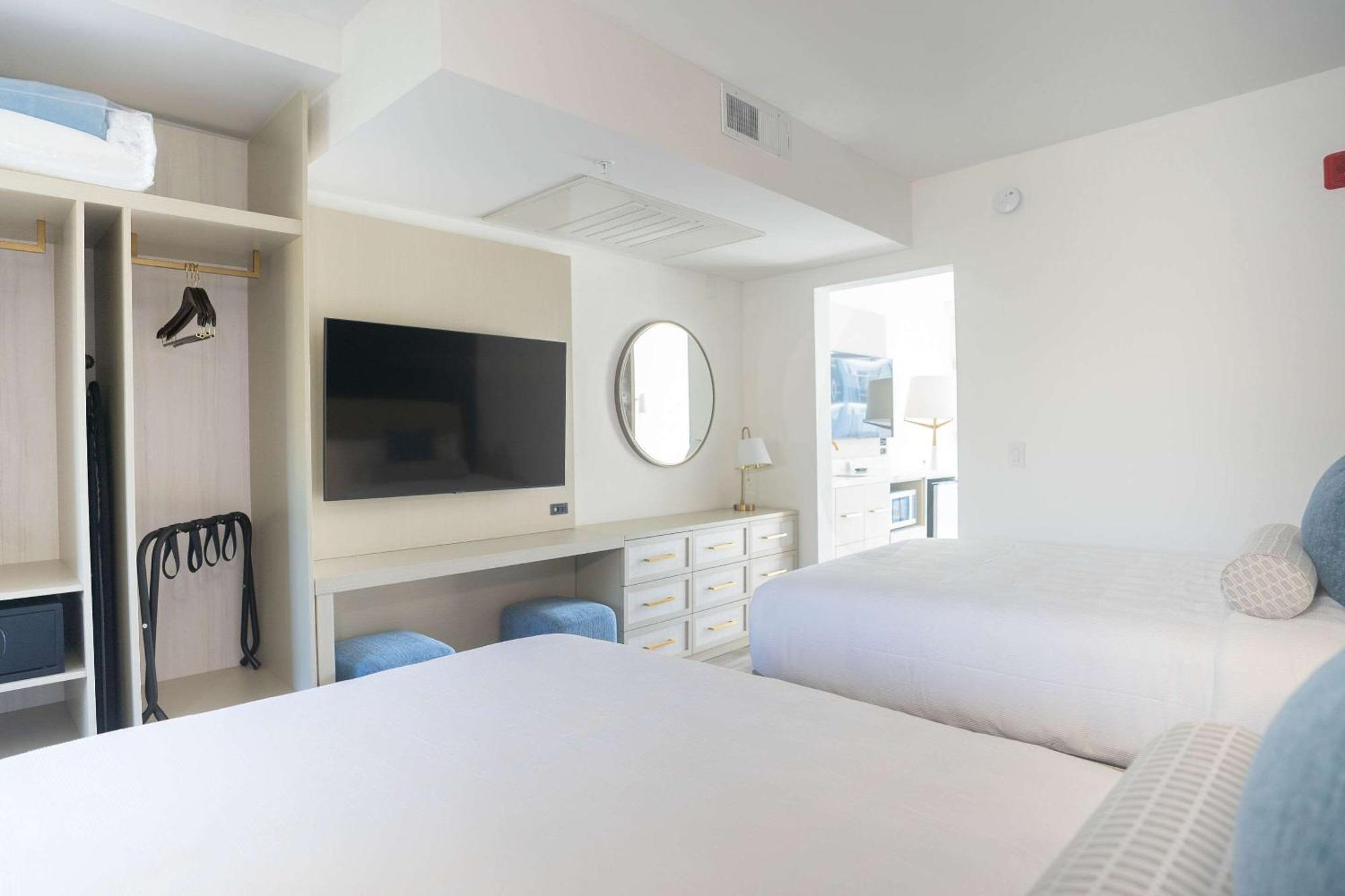 Daskk Near Universal Blvd, Ascend Collection Orlando