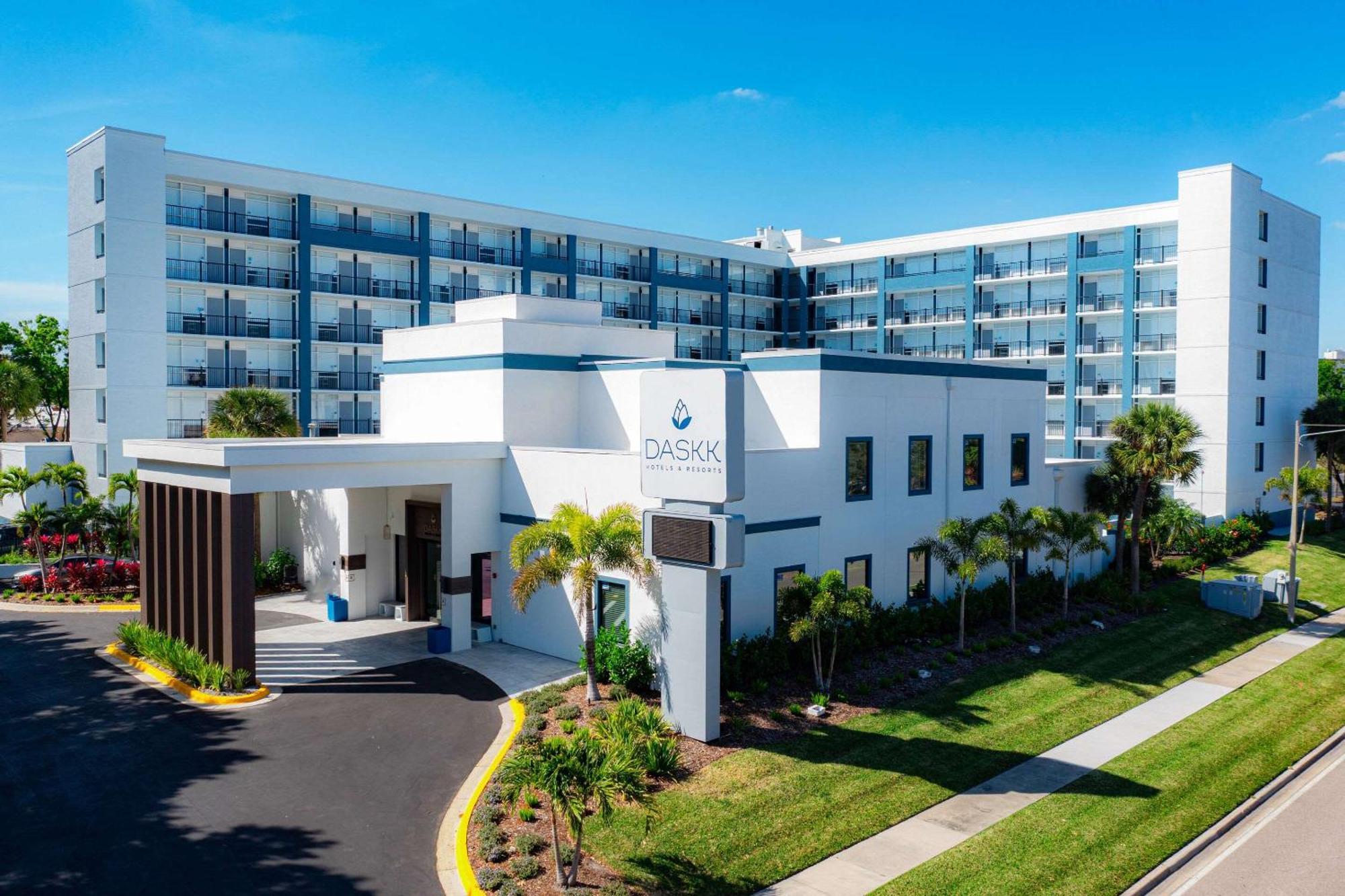 Daskk Near Universal Blvd, Ascend Collection Orlando
