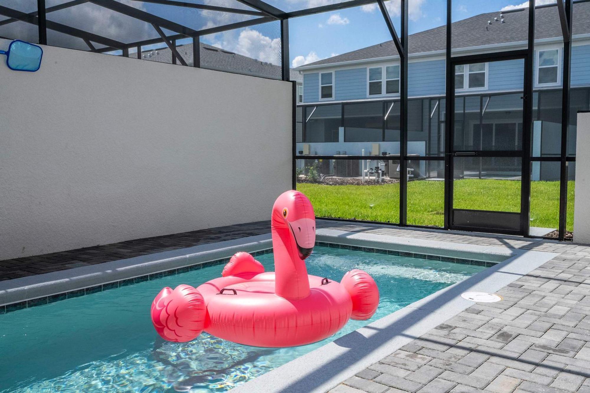 Luxury 5bd Close To With Pool At Windsor Cay 1285 Holiday home *