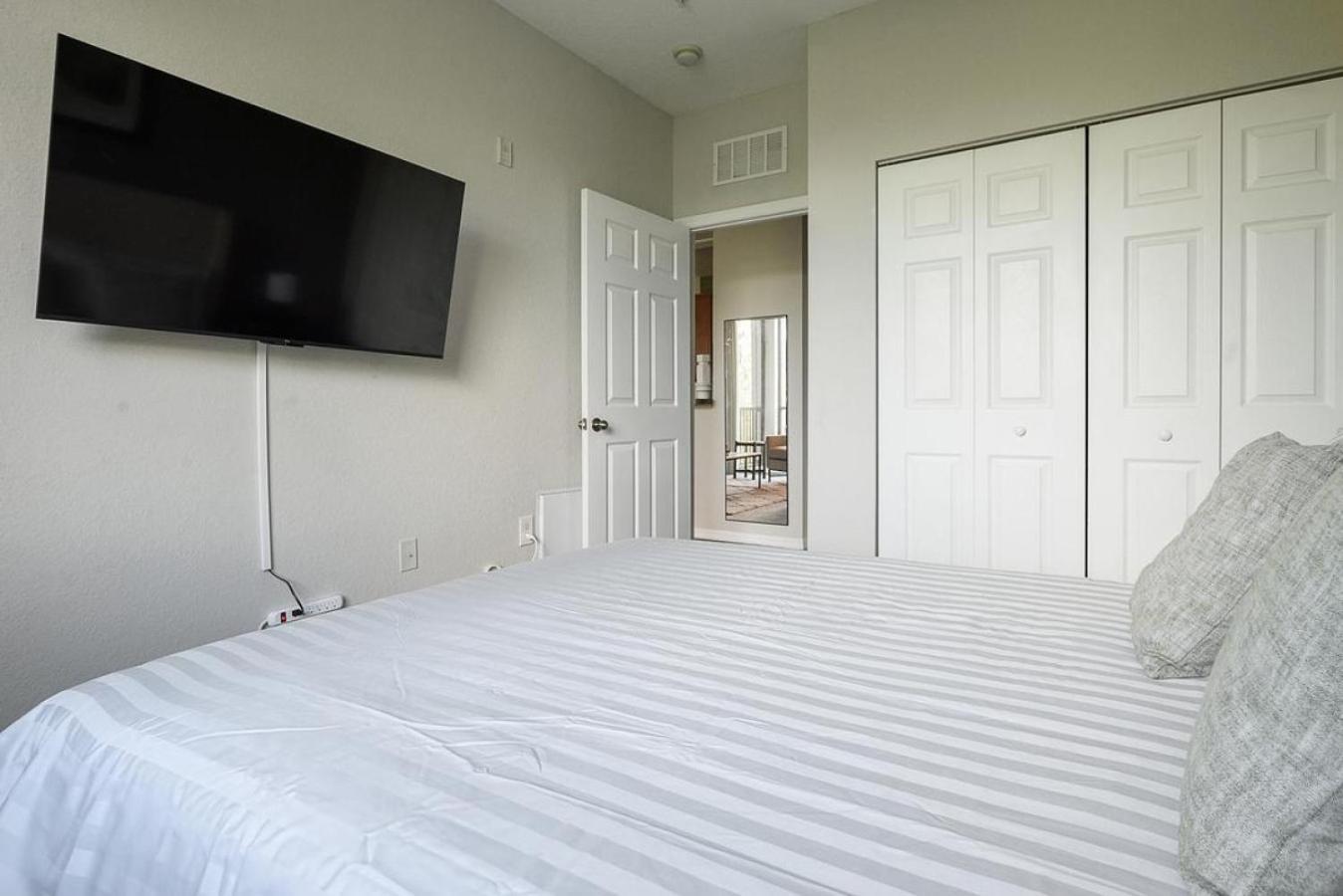 Landing At Halston Citrus Ridge - 2 Bedrooms In Downtown Four Corners