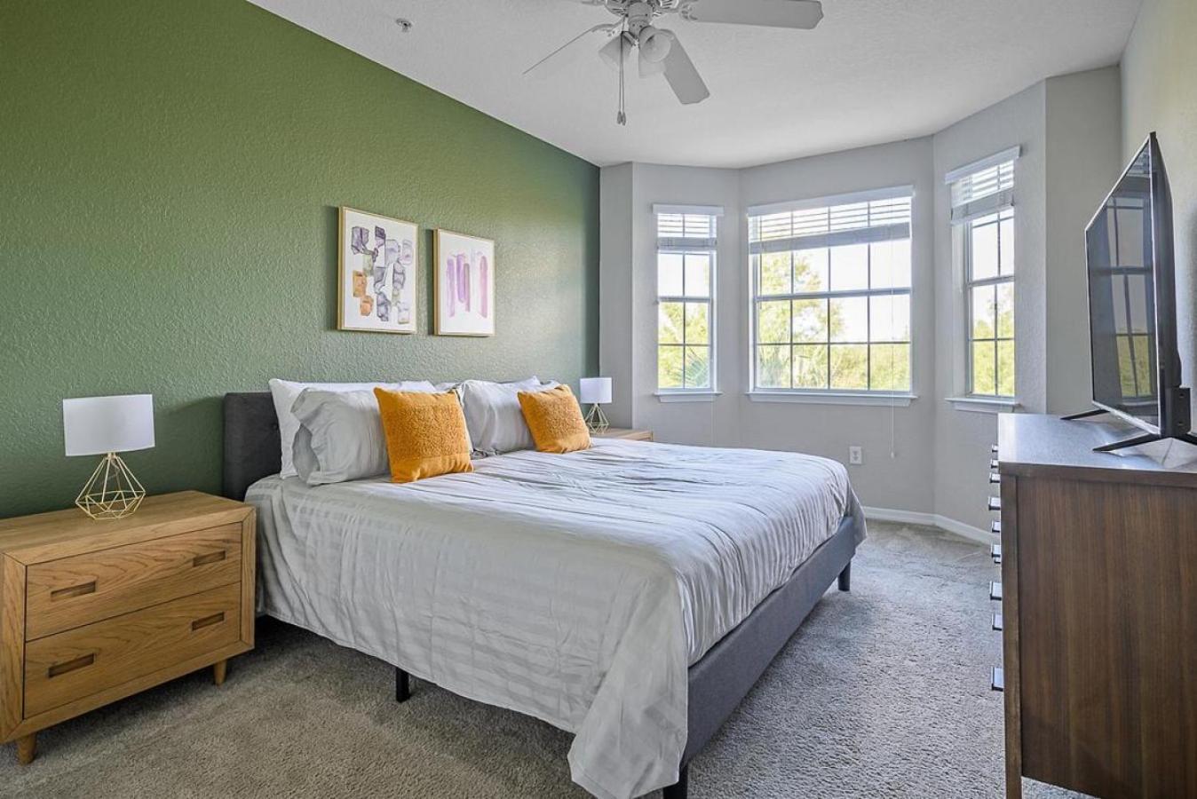 Landing At Halston Citrus Ridge - 2 Bedrooms In Downtown Four Corners *