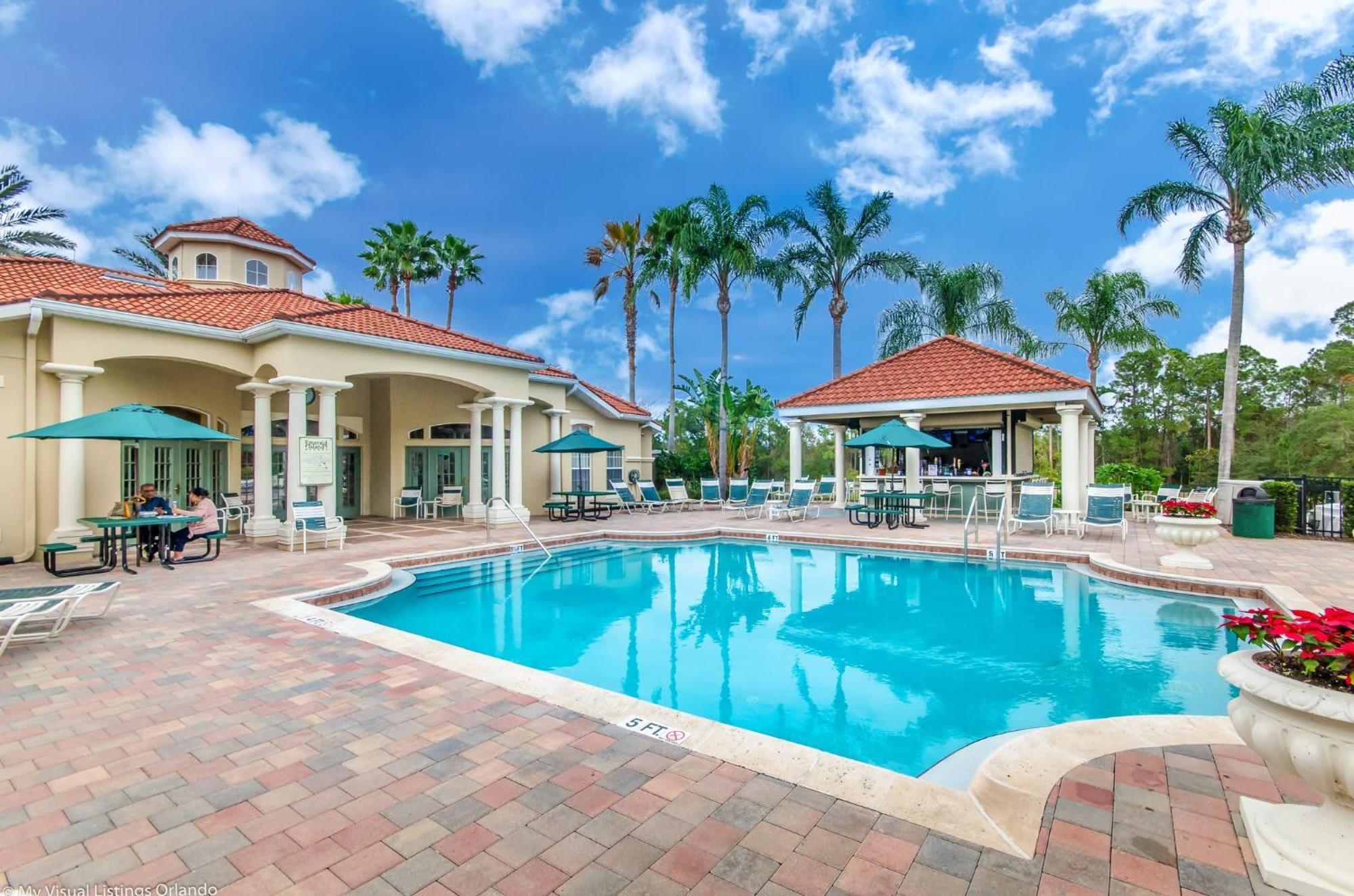 Emerald Island 6 Bedroom 4 Bathroom Luxury Kissimmee