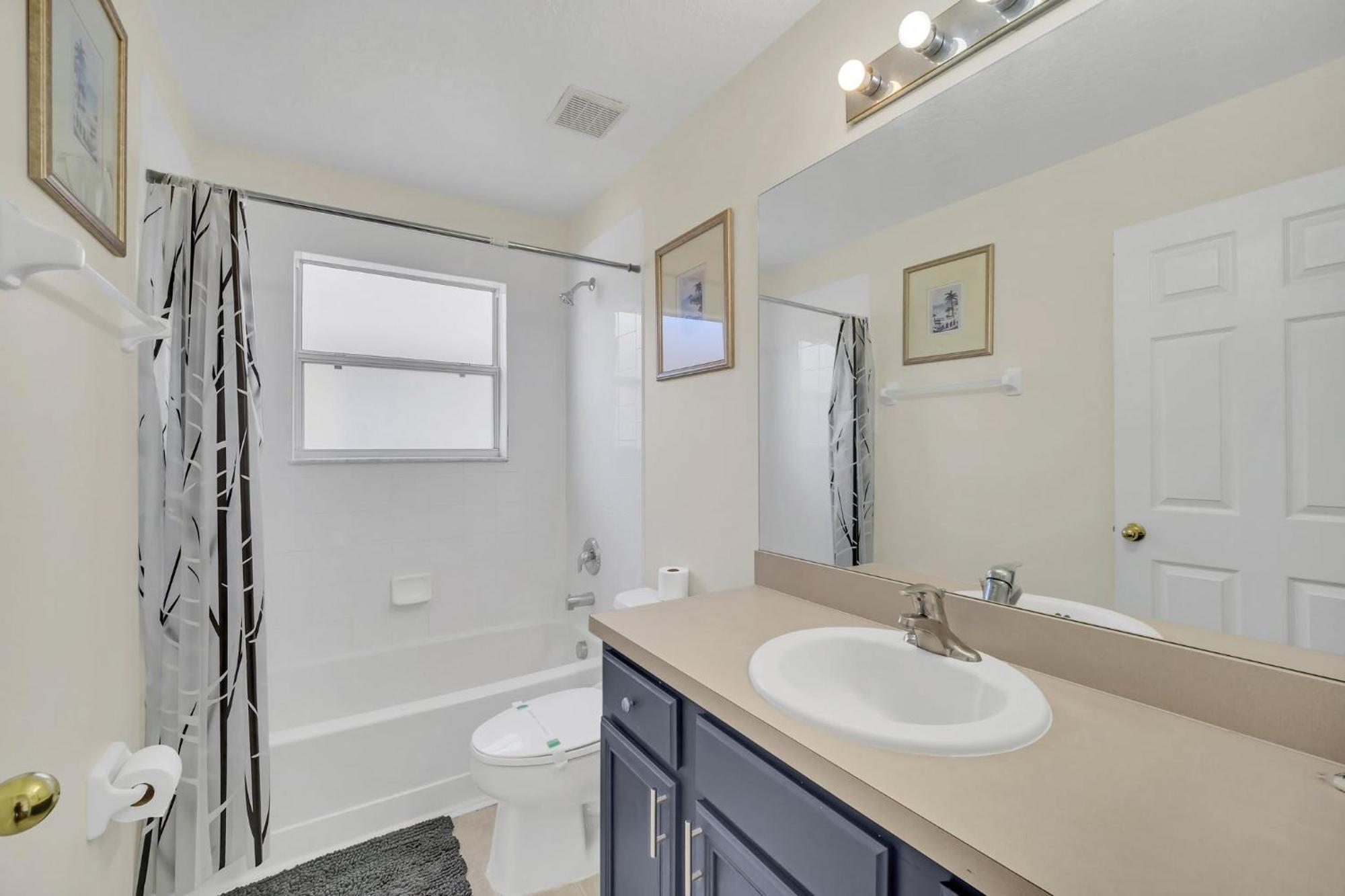 Emerald Island 6 Bedroom 4 Bathroom Luxury Holiday home Kissimmee