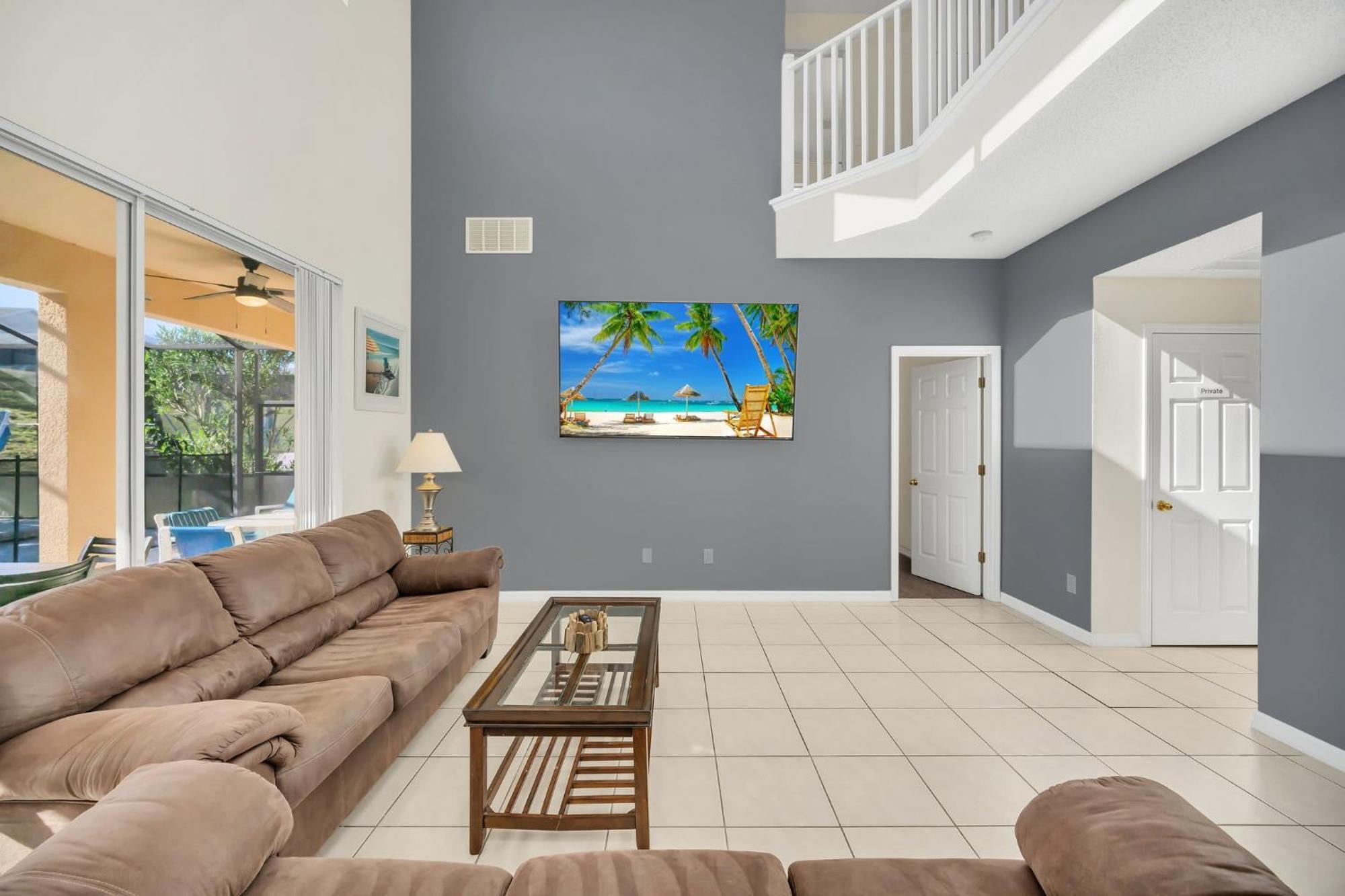 Emerald Island 6 Bedroom 4 Bathroom Luxury Holiday home *