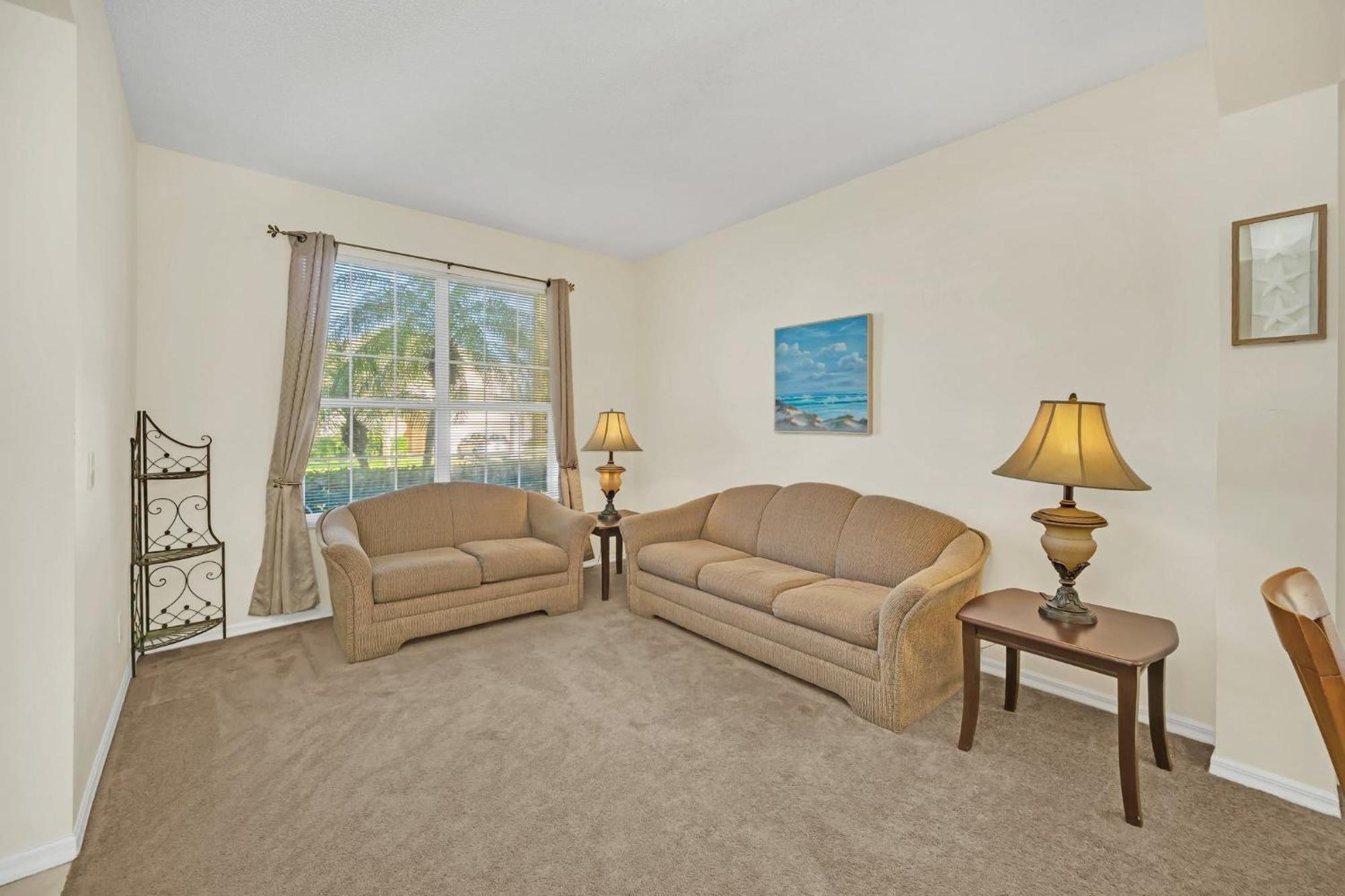 Emerald Island 6 Bedroom 4 Bathroom Luxury Holiday home Kissimmee