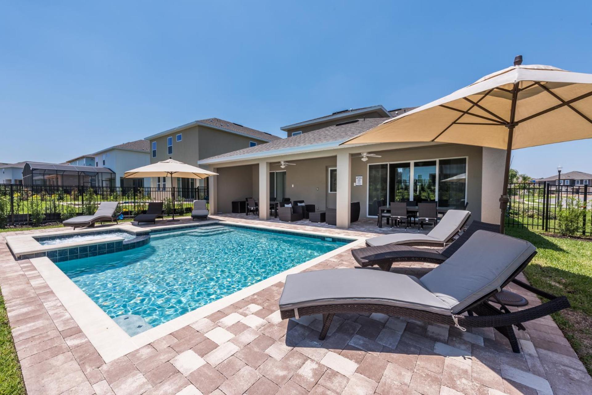 Holiday home Spacious By Rentyl Near With Private Pool & Amenities - 391f Orlando