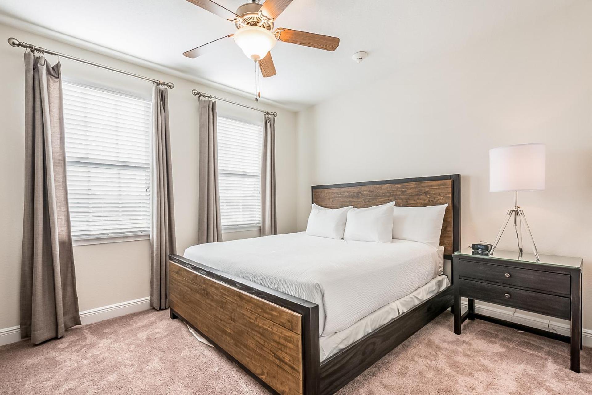 Spacious By Rentyl Near With Private Pool & Amenities - 391f *
