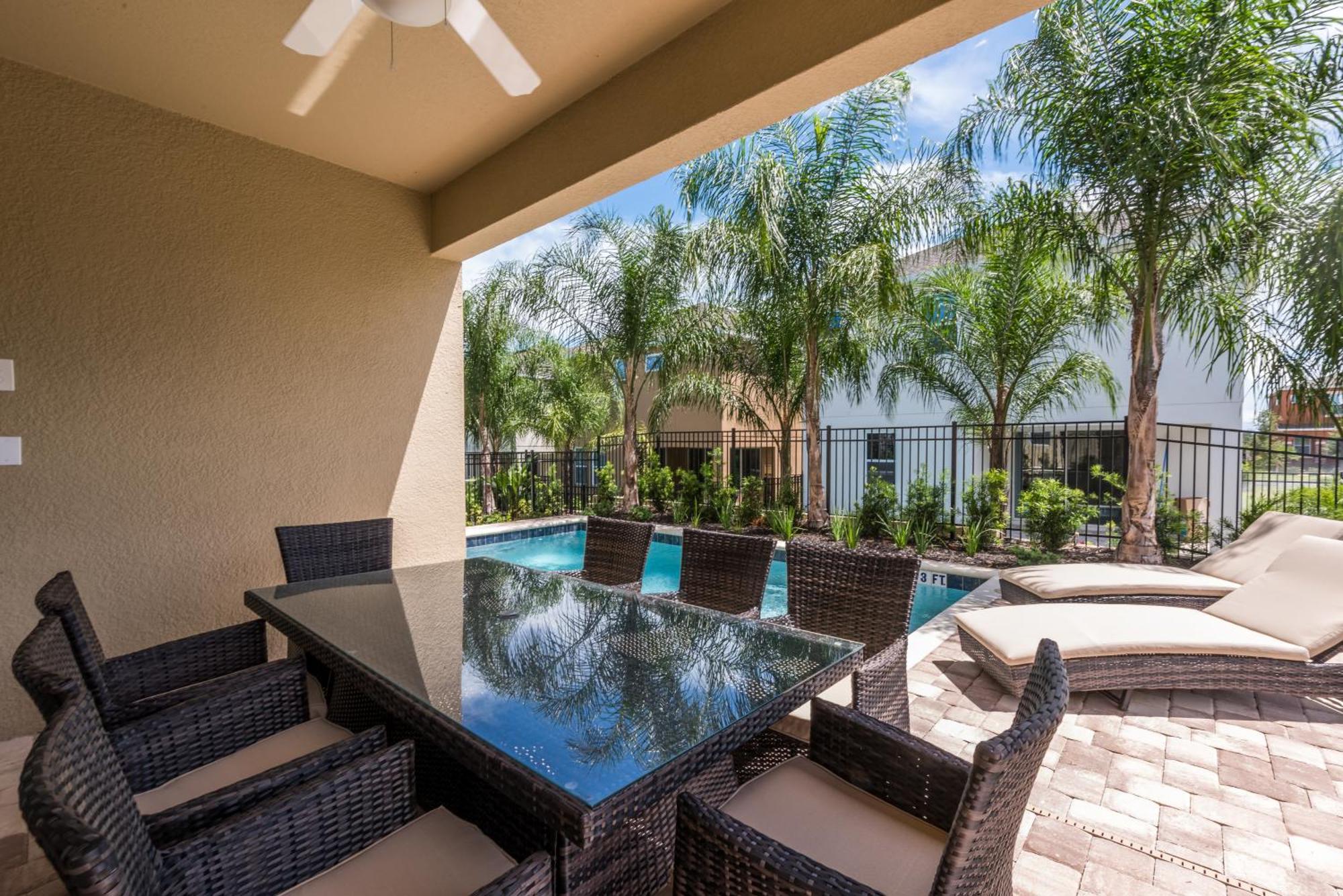 Villa Vibrant By Rentyl Near With Private Pool, Themed & Amenities - 401n *