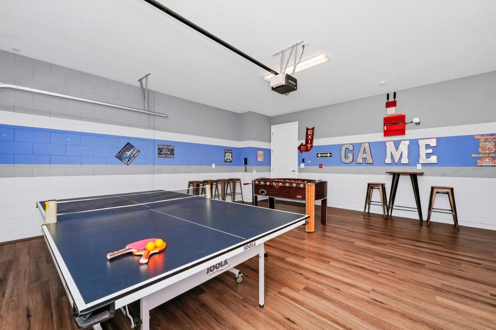 Striking With Games & Outdoor Kitchen Near By Rentyl - 7742f * Orlando