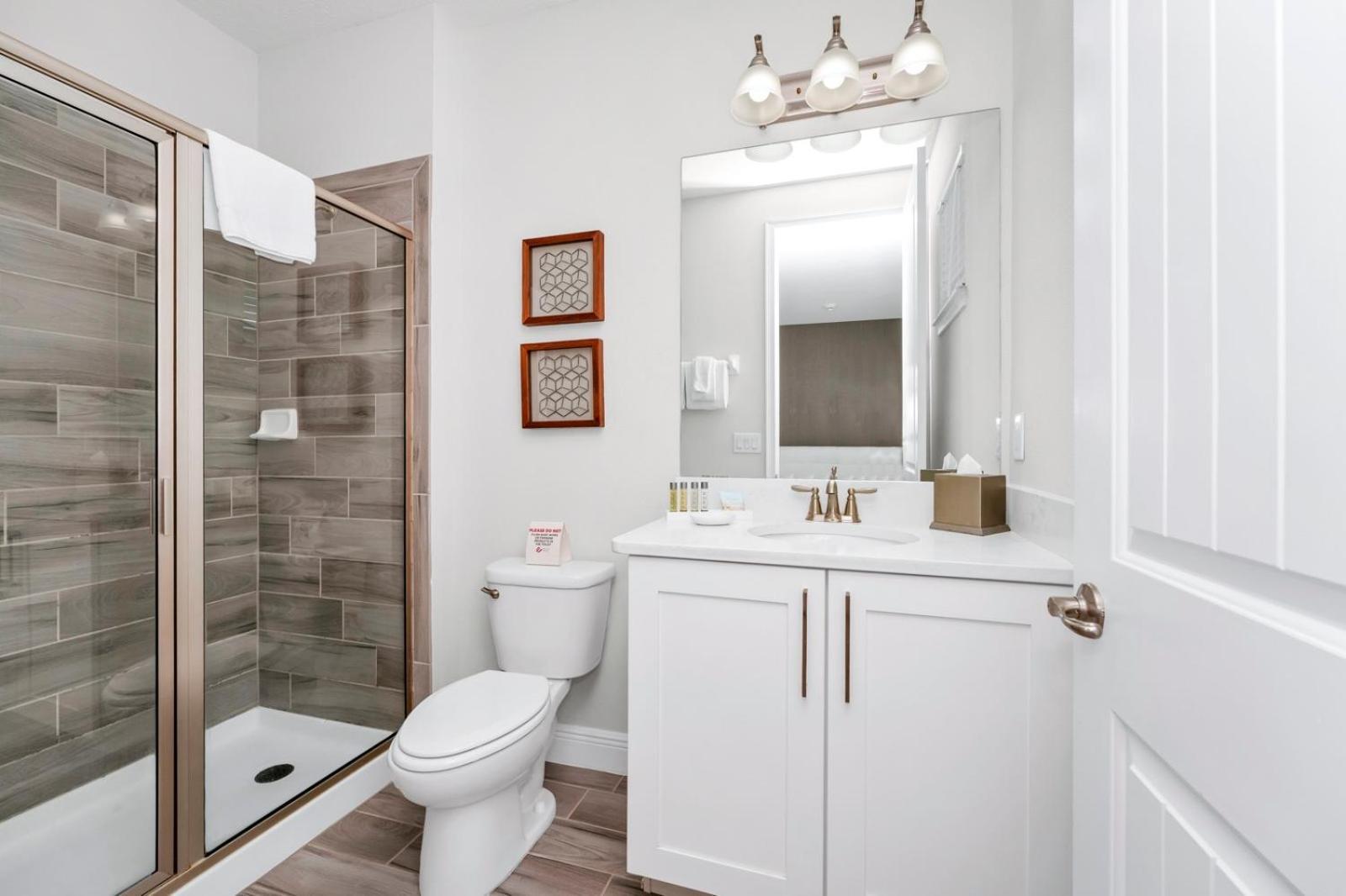 Holiday home Striking With Games & Outdoor Kitchen Near By Rentyl - 7742f Orlando