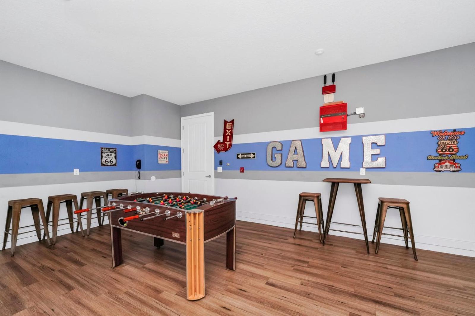 Holiday home Striking With Games & Outdoor Kitchen Near By Rentyl - 7742f