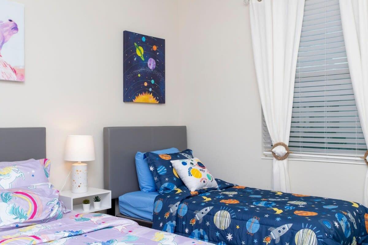 Holiday home Stunning 3bd Apto Close To 201p