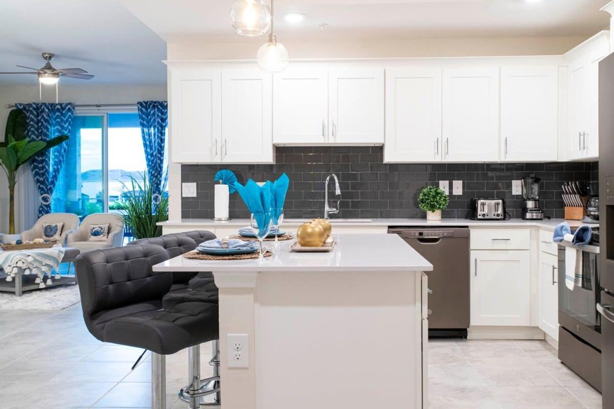 Stunning 3bd Apto Close To 201p Holiday home