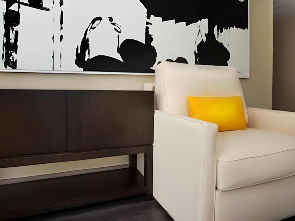 Resort Disney's Contemporary 4*